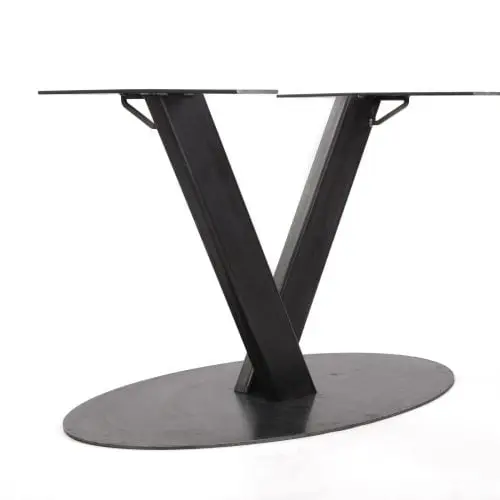 V poot met ovale voetplaat